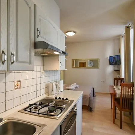 Zaratino Apartament *